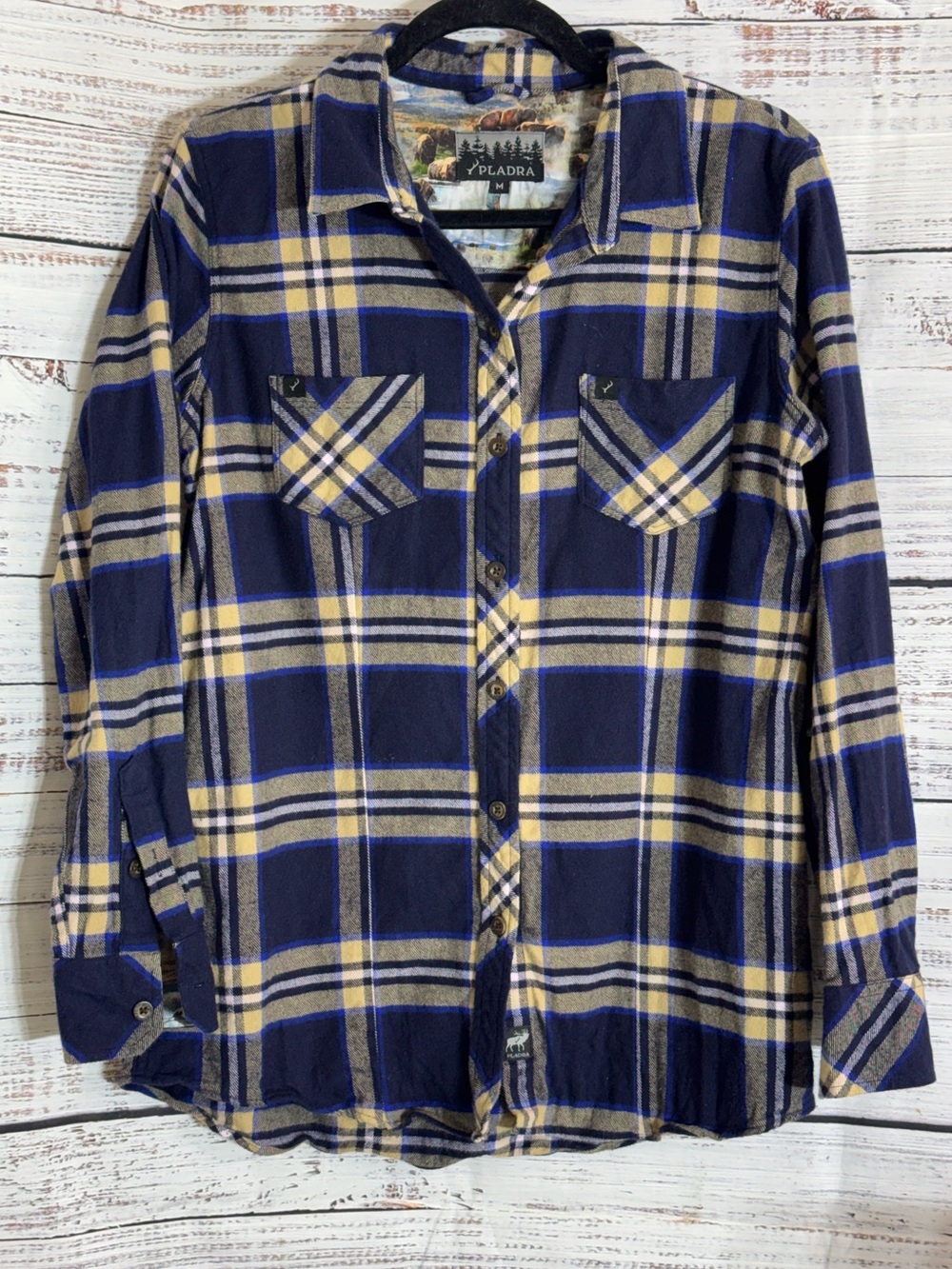 Pladra shirt Mens size Medium flannel Navy and Cream Plaid Button Up Cotton